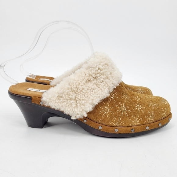 Vintage Heel Clogs Floral Embroidered Suede Sherpa Tan Isaac Mizrahi Live 9.5 - Picture 1 of 9